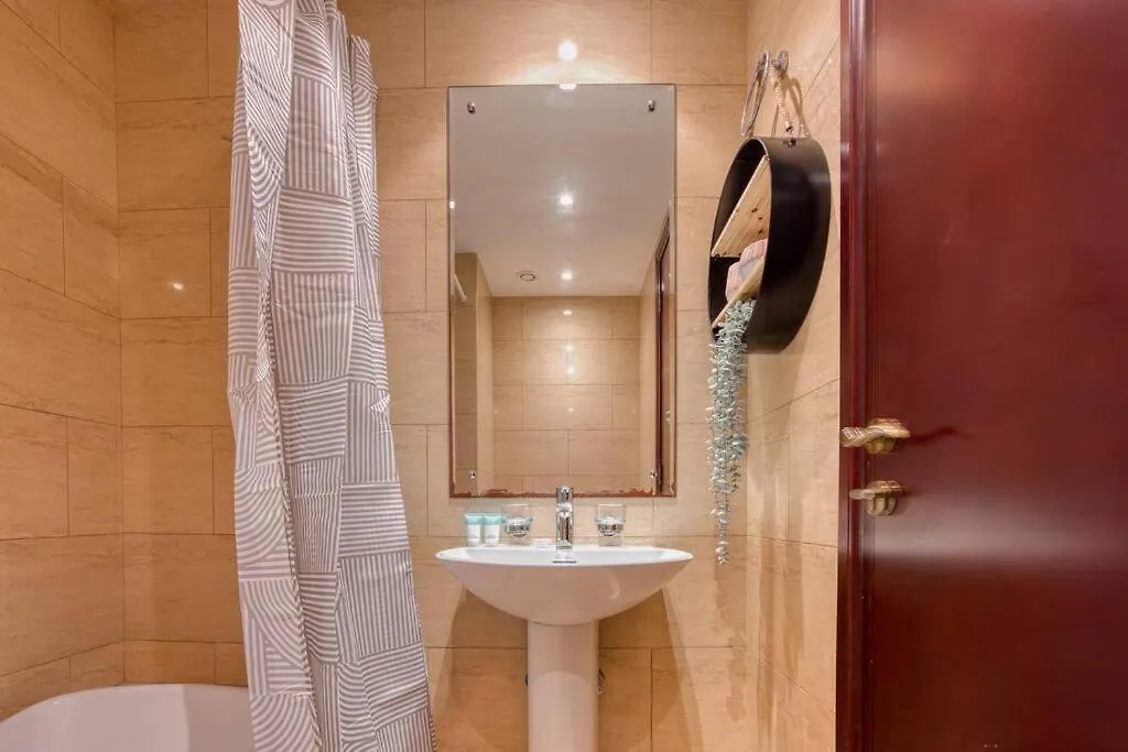 Airy Charming Studio With Sea View Ras al-Khaimah